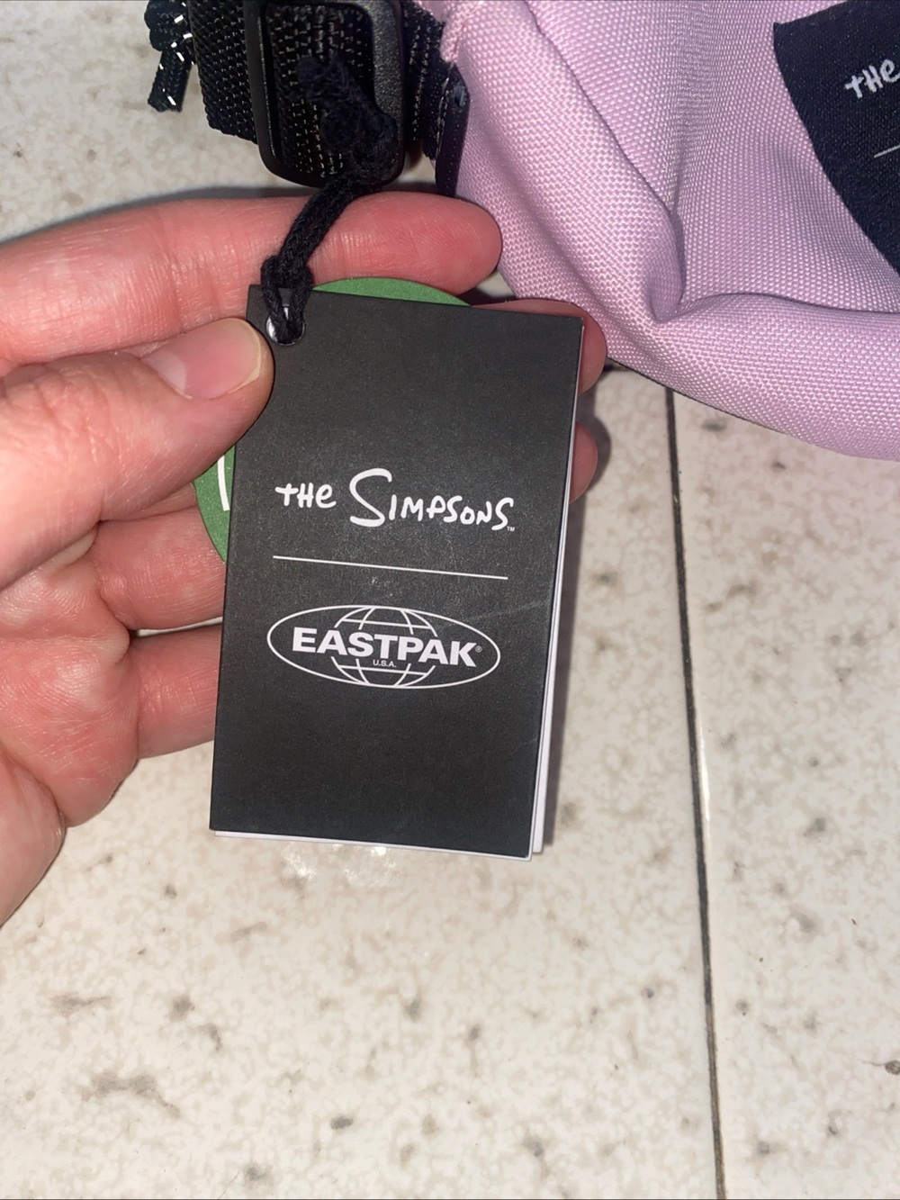 NWT Eastpak x Simpsons pink donut crossbody - Picture 3 of 8